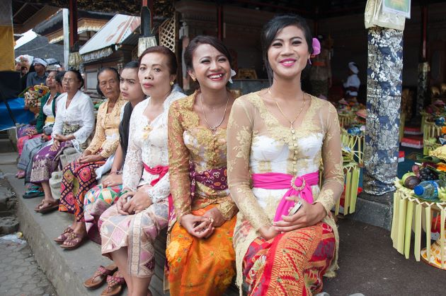 Indonesian Traditional Dress, Clothing 
