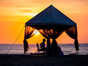 Bali by Night: Discover the Island's Vibrant Nightlife and Magical Evening Views