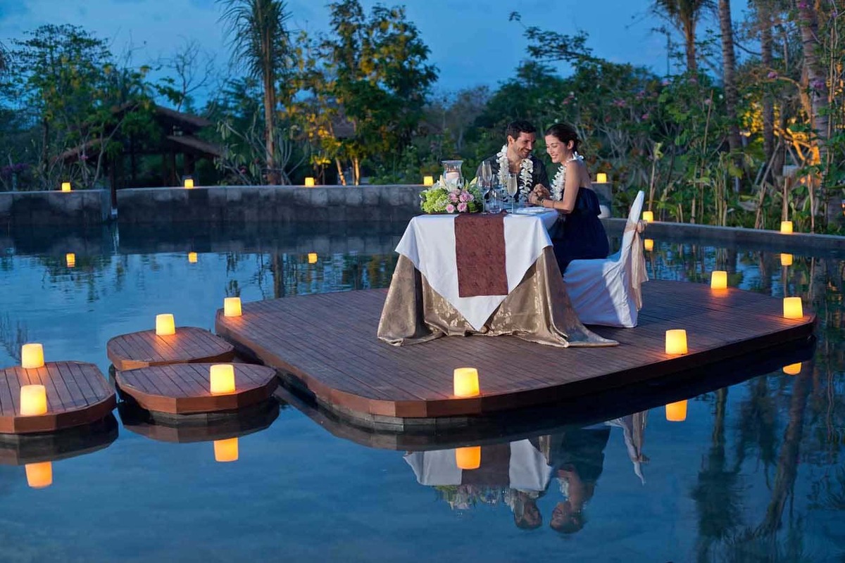 the best Indonesia tour packages for a romantic honeymoon